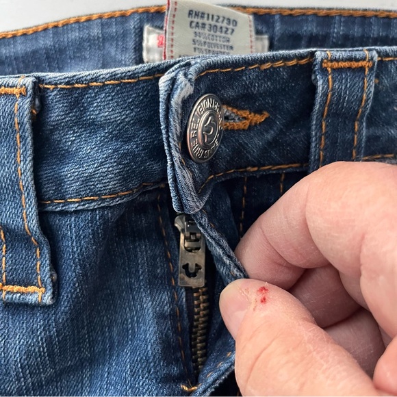 True Religion Women’s Joey Flare Leg Blue Denim Jeans Size 31X29 Petite - Picture 6 of 11